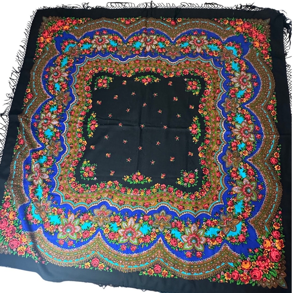 Vintage Pavlovo Posad Wool Shawl scarf Black Blue Floral Paisley Scarf Lg READ